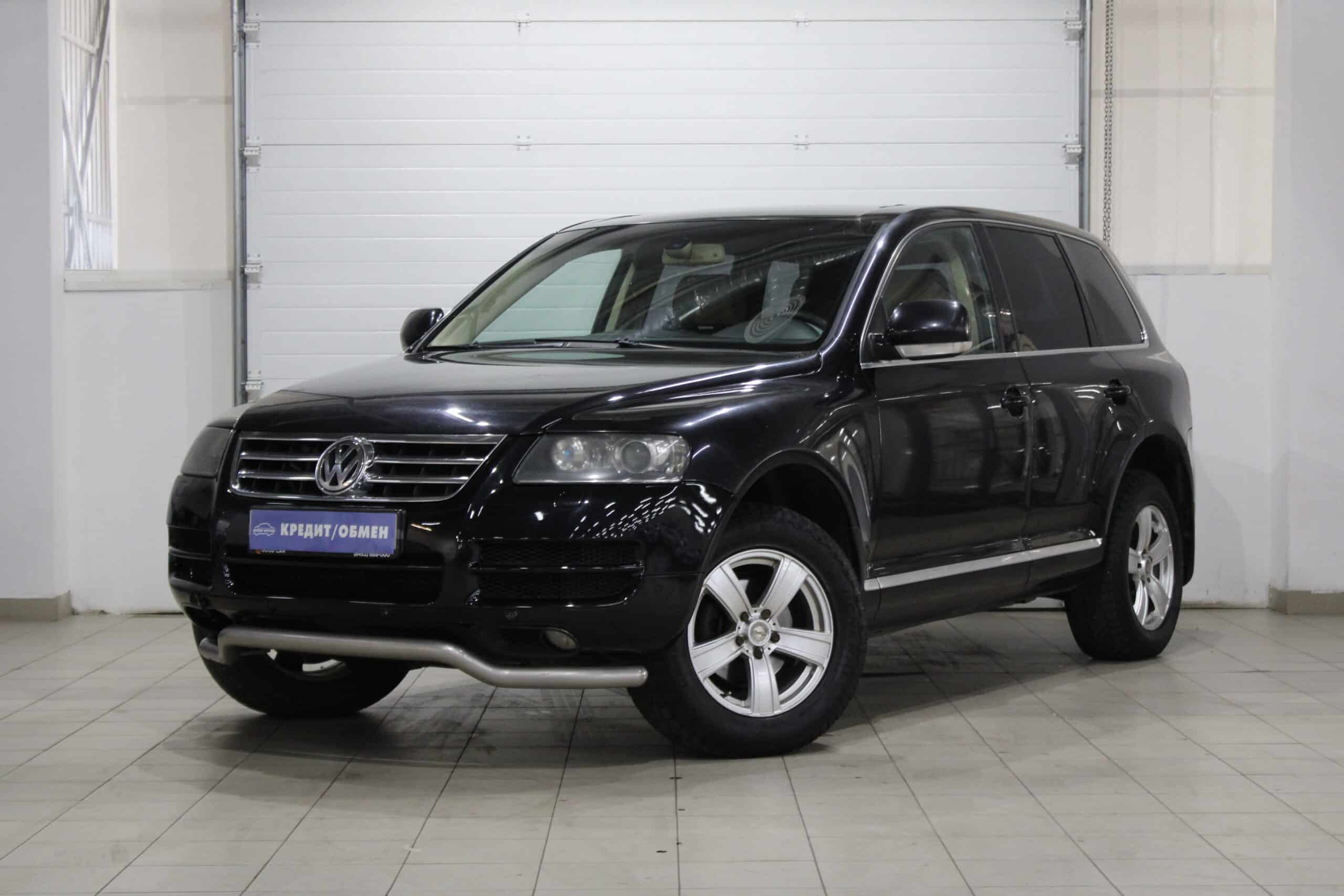 Автомобиль Volkswagen Touareg
